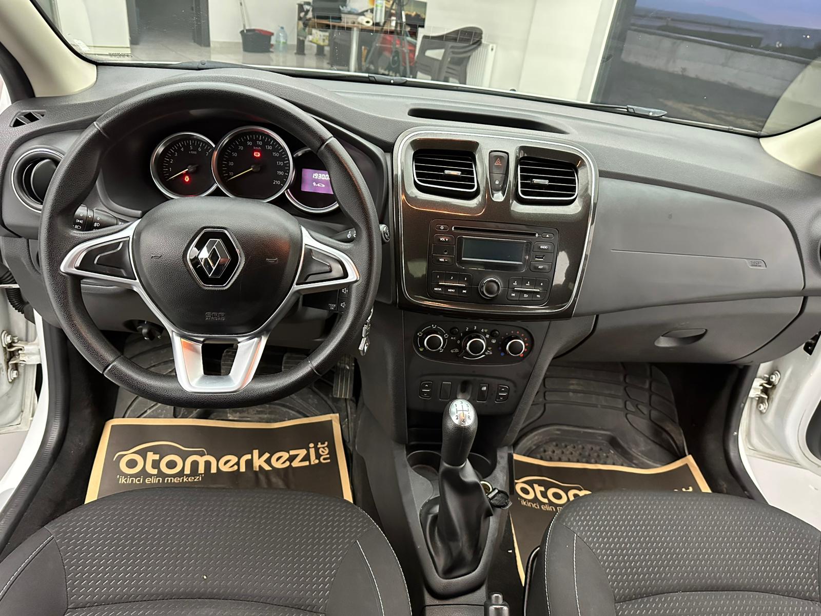 RENAULT SYMBOL 21